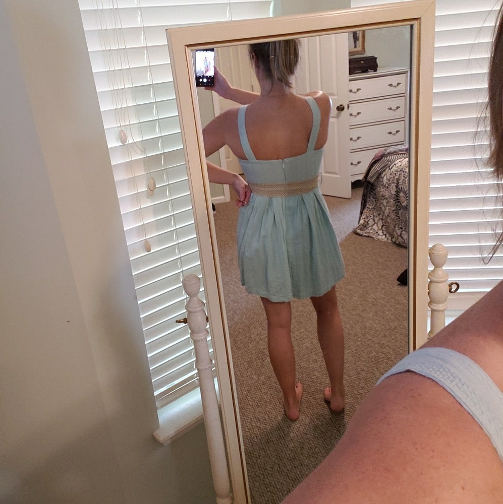 Dress - Picture 2 of 2